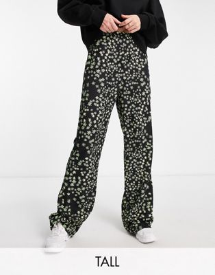 Pieces Tall exclusive flared pants in black floral Pieces Tall