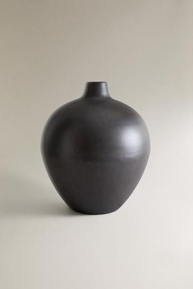 ROUND METALLIC VASE Zara Home