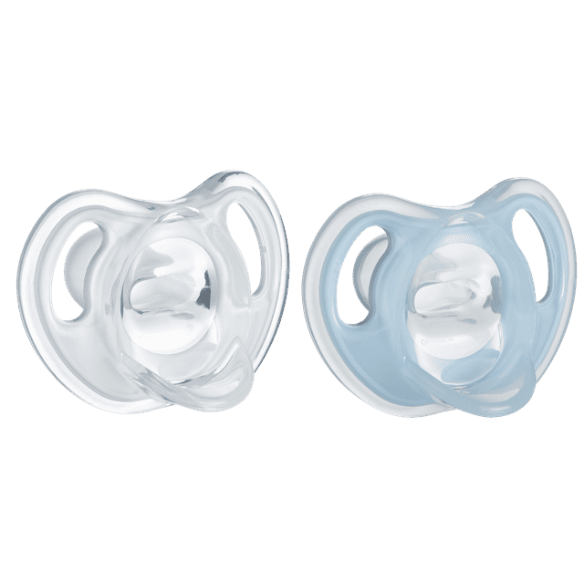 Tommee Tippee Ultra-Light Silicone Pacifier (0-6 Months, 2 Count)  Symmetrical One-Piece Design, BPA-Free Silicone Binkies Tommee Tippee