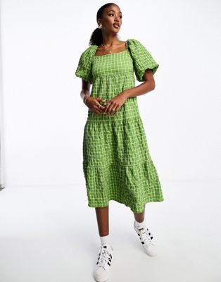 Зеленое приталенное платье миди Monki с объемными рукавами Monki