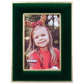 Malden Green Velvet With Gold Moulding Picture Frame Malden