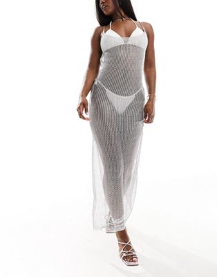 Серебристое пляжное платье макси с овальной спиной и эффектом металлик Simmi, связанное крючком Simmi Clothing