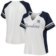 Women's White/Navy New York Yankees Plus Size Notch Neck T-Shirt Profile