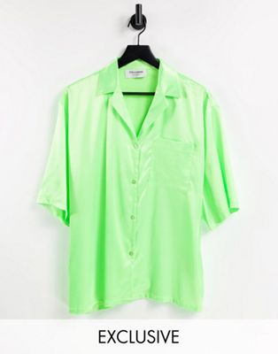 COLLUSION Рубашка унисекс из атласного лагерного воротника неоново-зеленого цвета — часть комплекта Collusion