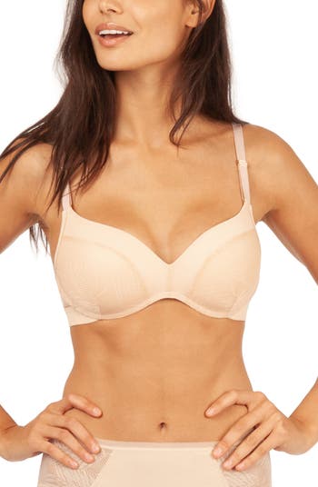 The Smooth Lace No-Wire Push-Up Bra LIVELY