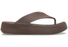 Сандалии Crocs Getaway Groove Platform Flip с технологией Free Feel и платформой 4 см Crocs