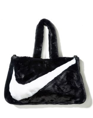 Черная сумка-тоут из искусственного меха Nike Swoosh Nike