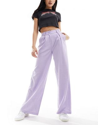 Фиолетовые широкие брюки Reclaimed Vintage Reclaimed Vintage