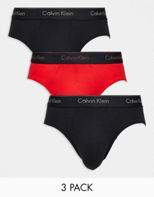 Комплект из трех трусов Calvin Klein красного и черного цвета с цветным логотипом на поясе Calvin Klein