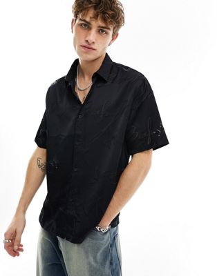 Черная атласная рубашка с вышивкой в тон Bershka Bershka