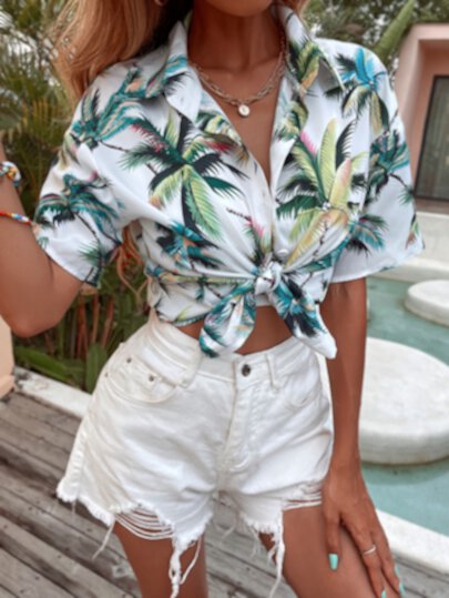 Пляжные шорты с тропическим принтом SHEIN