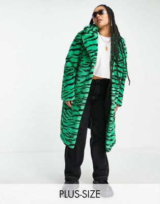 Зеленое удлиненное пальто из искусственного меха с тигровым принтом Girlfriend Material Curve Girlfriend Material Curve