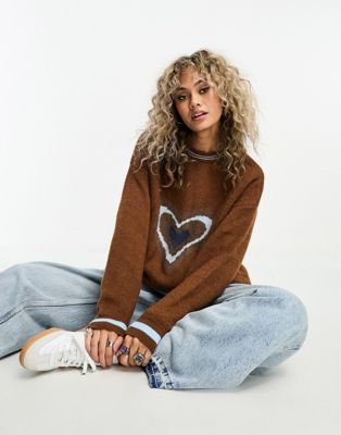 Коричневый свободный свитер с сердечками в стиле ретро Daisy Street Daisy Street