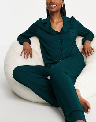 Зеленый пижамный комплект с длинными рукавами и низом с контрастной окантовкой ASOS DESIGN ASOS DESIGN