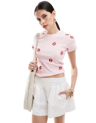 ASOS DESIGN baby t-shirt with lips embroidery in light pink ASOS DESIGN