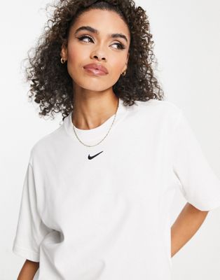  Белая женская футболка Nike Essential boxy Nike