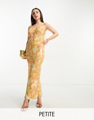 Атласное платье макси с роскошным золотистым цветочным принтом Never Fully Dressed Petite NEVER FULLY DRESSED