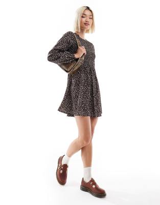 Daisy Street shirred long sleeve mini smock dress in brown floral Daisy Street