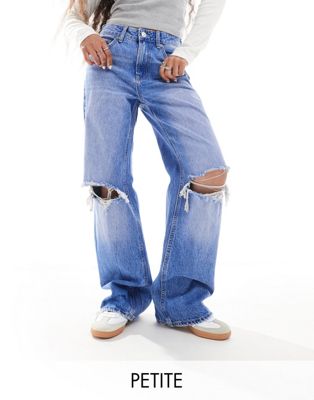 Stradivarius Petite wide leg jeans in washed medium blue  Stradivarius