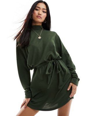 Темно-зеленое вязаное платье мини-свитер с высоким воротником и завязкой на талии Noisy May Noisy May