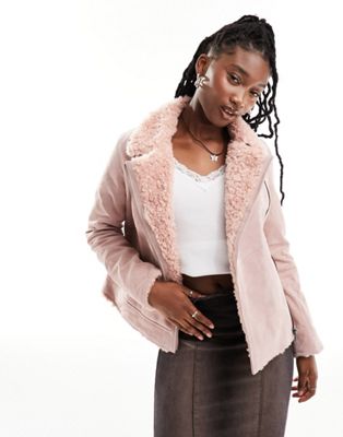 Розовая куртка-авиатор из натуральной замши с отделкой из искусственного меха Reclaimed Vintage Limited Edition Reclaimed Vintage