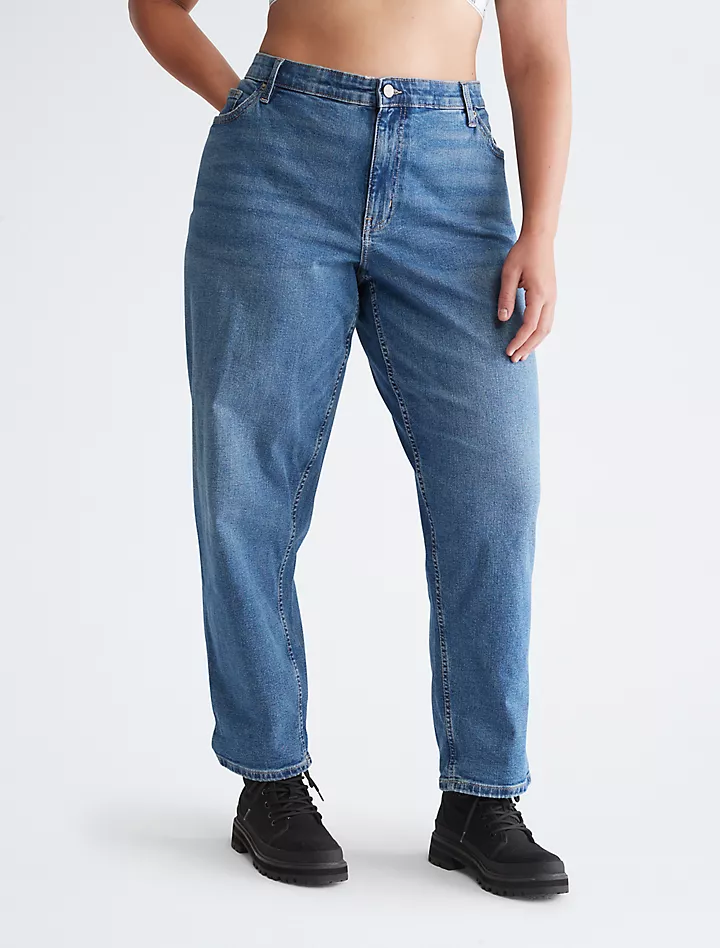Голубые джинсы-бойфренды больших размеров приталенного кроя со средней посадкой Calvin Klein