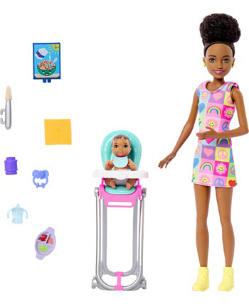 Игровой набор Skipper Babysitters Inc., включает куклу с черными волосами, детские аксессуары и аксессуары для еды, набор из 10 предметов Barbie