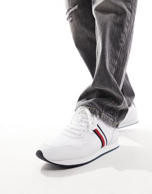 Низкие кроссовки Tommy Hilfiger в белом цвете для мужчин в категории Лайфстайл Tommy Hilfiger