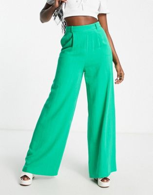 Широкие атласные брюки с завышенной талией и оборками London ярко-зеленого цвета — часть комплекта Flounce London