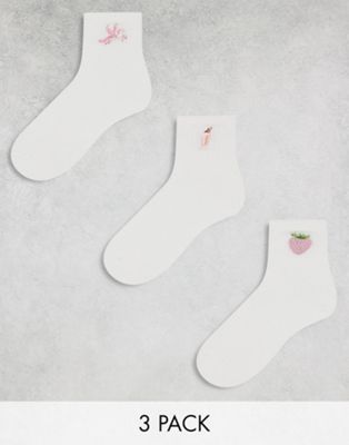 Комплект из трех белых носков Monki с розовой вышивкой Monki
