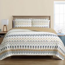 Estate Collection Johanna Quilt Set with Shams Estate Collection