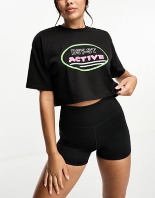 Черная укороченная футболка свободного кроя с короткими рукавами Daisy Street Active Neon Daisy Street
