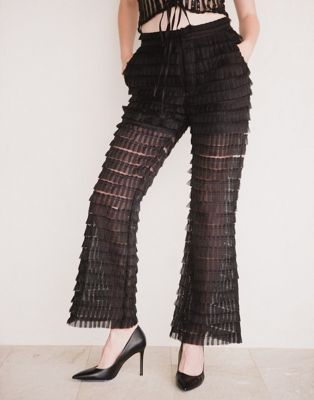 Черные расклешенные брюки с оборками Labelrail x Julia Cumming Labelrail