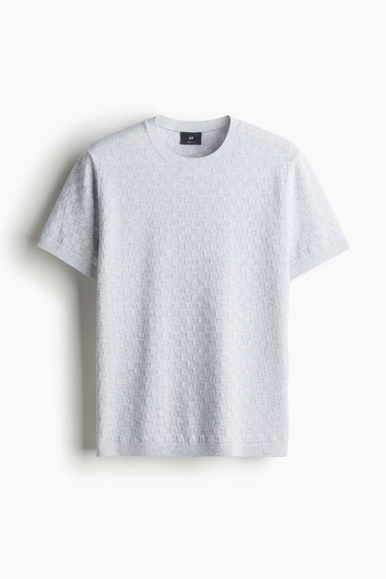 Трикотажная футболка стандартного кроя с узором H&M