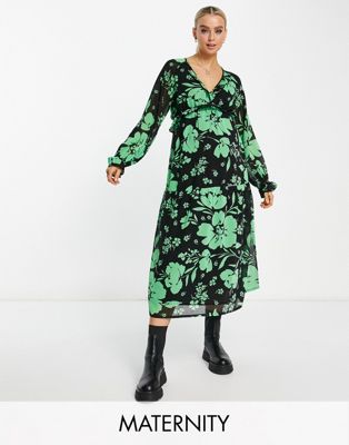 Зеленое и черное струящееся платье миди с v-образным вырезом и цветочным принтом Wednesday's Girl Maternity Wednesday's Girl