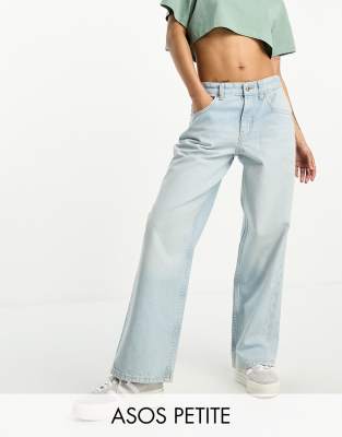 Женские Джинсы ASOS Petite Baggy Boyfriend в светло-синем цвете ASOS Petite