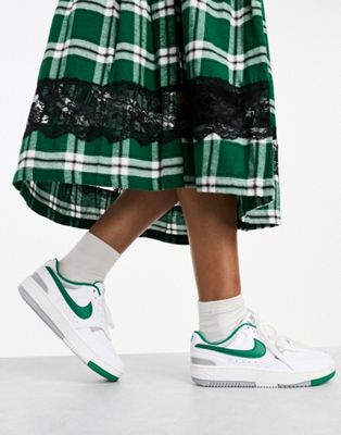  Женские кеды Nike Gamma Force белого и малахитово-зеленого цвета Nike
