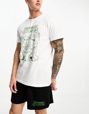 Пижамный комплект ASOS DESIGN, состоящий из футболки с принтом черепашек ниндзя и черно-белых шорт ASOS DESIGN