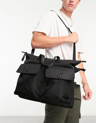 Черная объемная сумка через плечо с двумя карманами ASOS DESIGN ASOS DESIGN