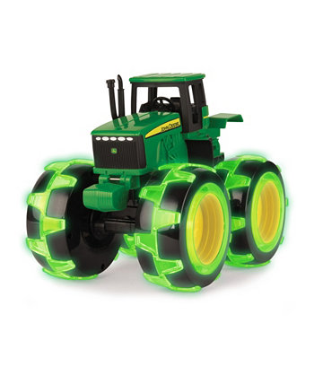 - John Deere Lighting Wheels Трактор TOMY