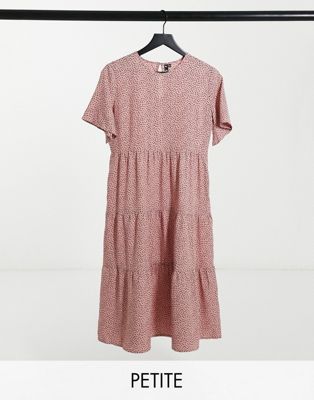 Ярусное платье миди темно-розового цвета в горошек Influence Petite Influence Petite