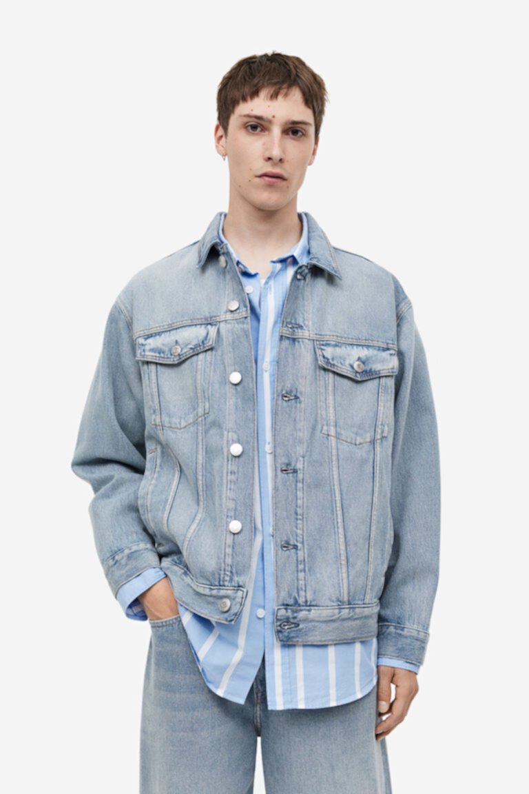 Джинсовая куртка свободного кроя H&M