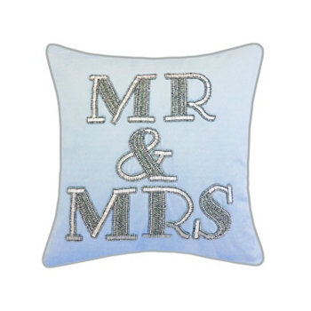 Праздничная подушка из бисера "Мистер и миссис" Edie@Home