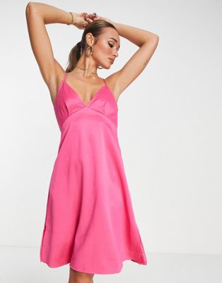 Ярко-розовое атласное платье миди с бретелями Extro & Vert Extro & Vert