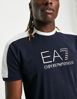Темно-синяя футболка с контрастным логотипом на плече Armani EA7 EA7