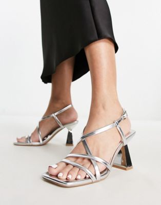 Серебристые босоножки на каблуке с ремешками Schuh Exclusive Scarlett Schuh