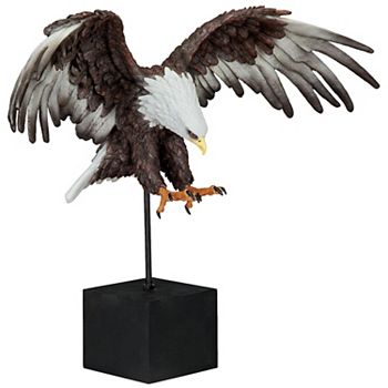 Freedom s Flight American Bald Eagle Statue Design Toscano