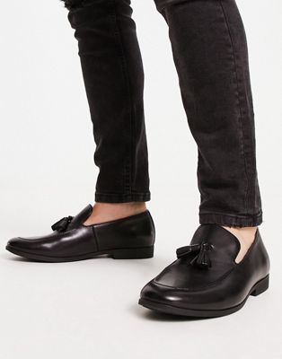 Office manage tassel loafers in black leather Office