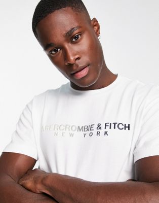 Белая футболка с логотипом на груди Abercrombie & Fitch Abercrombie & Fitch