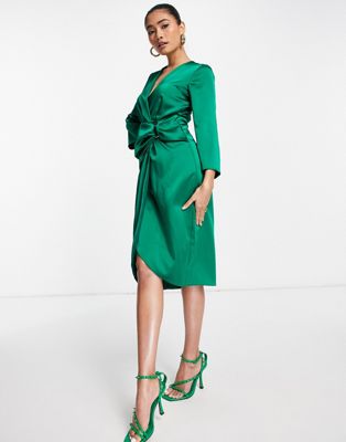 Изумрудно-зеленое атласное платье-кимоно с запахом Closet London Closet London